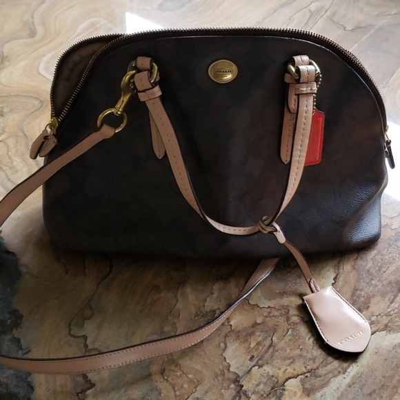 Coach Handbags - Coach purse